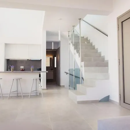 Starlight Tropea -4bd, 4ba, 4min To Beach_ Ádhele